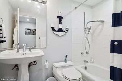 175 E Delaware Place #5609, Chicago, IL 60611 - Photo 19