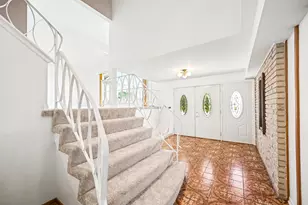 9834 N Maynard Terrace, Niles, IL 60714 - Photo 3