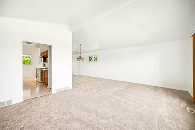 9834 N Maynard Terrace, Niles, IL 60714 - Photo 5