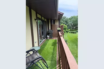 372 Sandhurst Circle #4, Glen Ellyn, IL 60137 - Photo 21