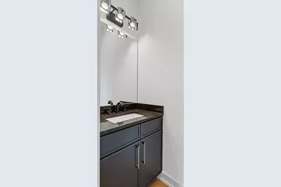 6414 N Francisco Avenue #202, Chicago, IL 60645 - Photo 9