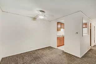 1102 Westover Ln, Schaumburg, IL 60193 - Photo 9