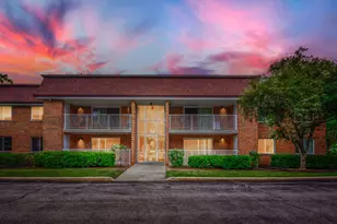 1102 Westover Ln, Schaumburg, IL 60193 - Photo 1