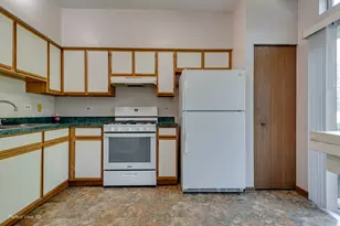 1111 Vail Ct, Naperville, IL 60540 - Photo 7