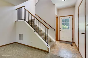 1111 Vail Ct, Naperville, IL 60540 - Photo 11