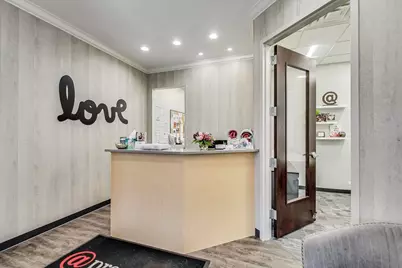324 W Touhy Avenue, Park Ridge, IL 60068 - Photo 5
