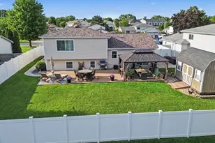 2509 Waterford Dr, Crest Hill, IL 60403 - Photo 27