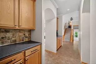322 Hemlock Ln, Oswego, IL 60543 - Photo 17