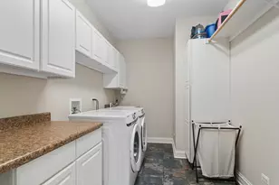 1401 N Illinois Ave, Arlington Heights, IL 60004 - Photo 33
