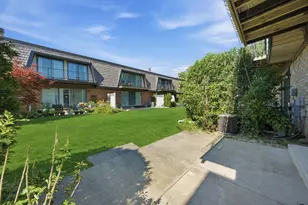 11 Cour Caravelle, Palos Hills, IL 60465 - Photo 13
