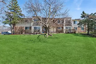 6818 Roberts Dr, Woodridge, IL 60517 - Photo 25