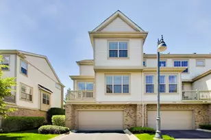 1910 Dauntless Dr, Glenview, IL 60026 - Photo 33