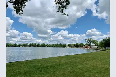 225 Edgewater Drive, Crystal Lake, IL 60014 - Photo 47