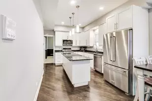 2938 N Damen Ave, Chicago, IL 60618 - Photo 7