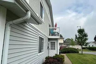 727 Whitesail Dr, Schaumburg, IL 60194 - Photo 17