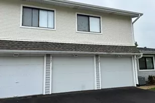 727 Whitesail Dr, Schaumburg, IL 60194 - Photo 3