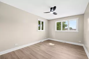 807 Division St, Lisle, IL 60532 - Photo 15