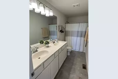 1109 Nottingham Road, Sycamore, IL 60178 - Photo 17