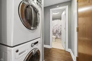 559 W Surf St, Chicago, IL 60657 - Photo 9