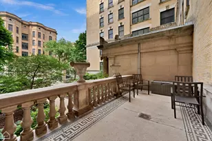 559 W Surf St, Chicago, IL 60657 - Photo 13