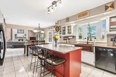 2424 Pepper Tree Court, Lisle, IL 60532 - Photo 11