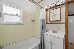 288 S Walnut St, Chebanse, IL 60922 - Photo 9