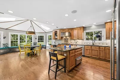 441 Appley Avenue, Libertyville, IL 60048 - Photo 11