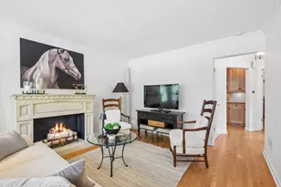 7085 N Mason Ave, Chicago, IL 60646 - Photo 5