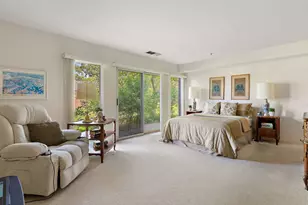 392 Kelburn Rd, Deerfield, IL 60015 - Photo 9