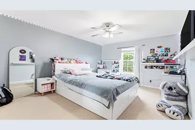 1889 Lake Bluff Lane, Pingree Grove, IL 60140 - Photo 15