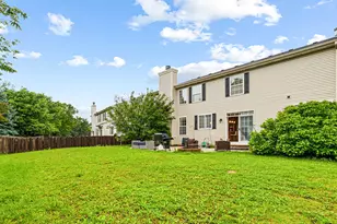 1889 Lake Bluff Ln, Pingree Grove, IL 60140 - Photo 33