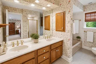 75 Boardwalk Pl, Park Ridge, IL 60068 - Photo 13