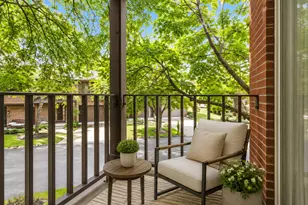 75 Boardwalk Pl, Park Ridge, IL 60068 - Photo 15