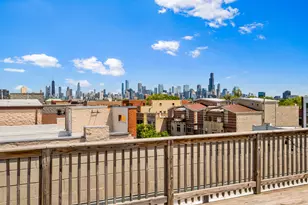 2136 W Division St, Chicago, IL 60622 - Photo 15
