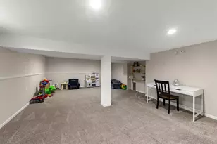28 N Yale Ave, Villa Park, IL 60181 - Photo 21