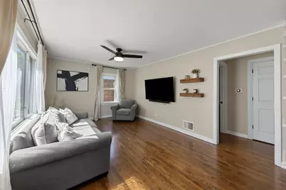 28 N Yale Avenue, Villa Park, IL 60181 - Photo 5