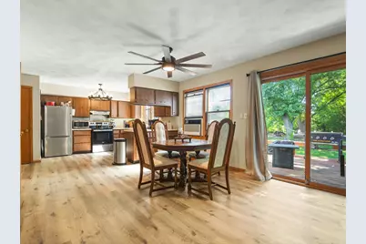 2057 Il Rte N, Freeport, IL 61032 - Photo 7
