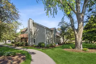 1375 Ridgefield Cir, Carol Stream, IL 60188 - Photo 31