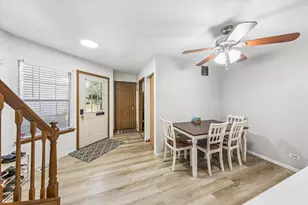1375 Ridgefield Cir, Carol Stream, IL 60188 - Photo 3