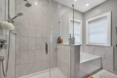 296 N Maple Avenue, Elmhurst, IL 60126 - Photo 15
