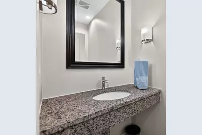 296 N Maple Avenue, Elmhurst, IL 60126 - Photo 11