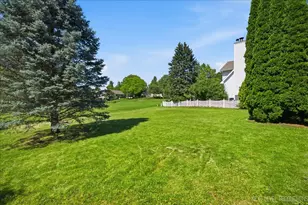 13 Saddlewood Ct, Sugar Grove, IL 60554 - Photo 35