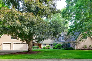 39 Wiltshire Dr, Lincolnshire, IL 60069 - Photo 1