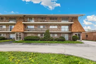 15335 Martin Luther King Jr Dr, Dolton, IL 60419 - Photo 1