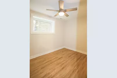 2230 W Wilson Avenue #G, Chicago, IL 60625 - Photo 9