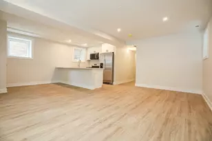 2230 W Wilson Ave, Chicago, IL 60625 - Photo 5