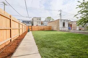2230 W Wilson Ave, Chicago, IL 60625 - Photo 15