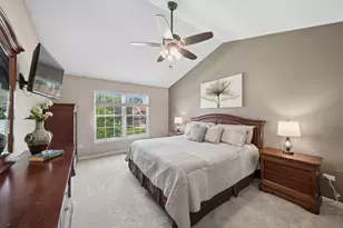 567 Lakeview Dr, Oswego, IL 60543 - Photo 15