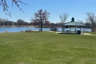 567 Lakeview Dr, Oswego, IL 60543 - Photo 31