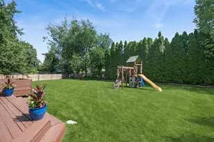 567 Lakeview Dr, Oswego, IL 60543 - Photo 23